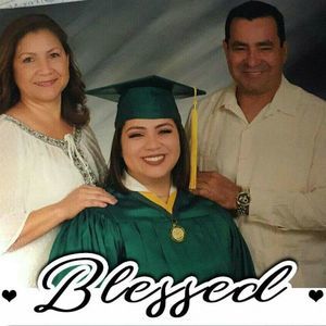 Meet your Posher, Sara isabel